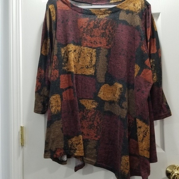 Women's Plus Size Avenue Asymmetrical Hem Hacci Top Size 30/32 - Picture 1 of 3